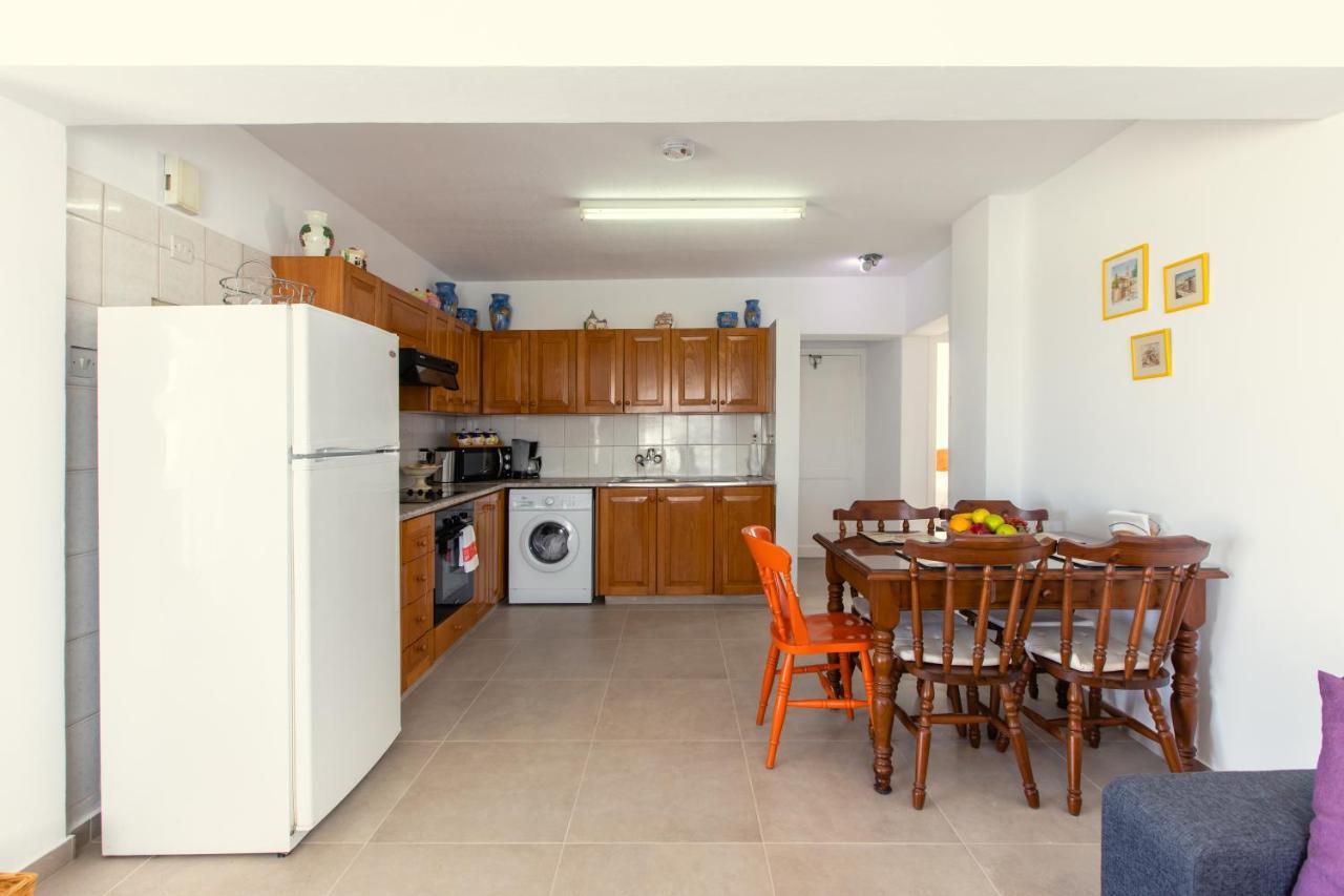 Jimmy'S Flat Apartment พาราลิมนี ภายนอก รูปภาพ